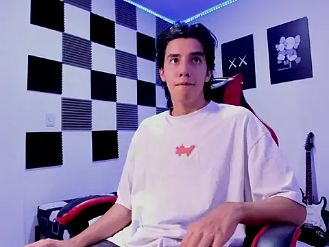 Snapshot of jeycobb chatting on December 19, 2025, 3:58 pm jeycobb online show from December 19, 2025, 3:58 pm