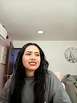 VictoriaVixxen online show from October 15, 2025, 2:43 am