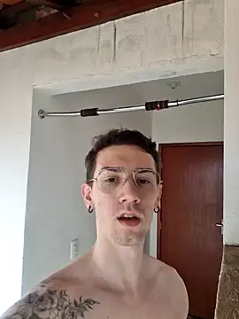 Snapshot of SweetGoodBoy22 chatting on October 6, 2025, 7:03 pm SweetGoodBoy22 online show from October 6, 2025, 7:03 pm