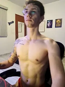 Snapshot of SweetGoodBoy22 chatting on October 16, 2025, 8:06 pm SweetGoodBoy22 online show from October 16, 2025, 8:06 pm