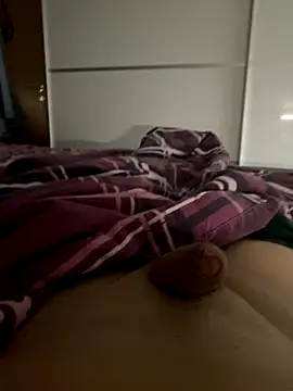 Snapshot of Sklavekay chatting on November 9, 2025, 8:51 am Sklavekay online show from November 9, 2025, 8:51 am