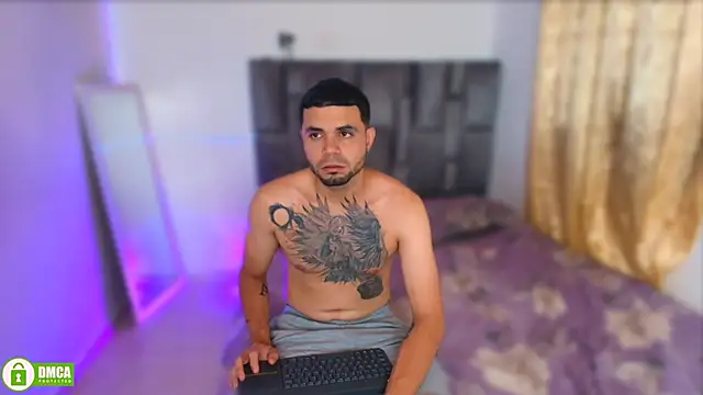 steiisy599 online show from November 6, 2025, 4:05 am