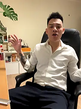 latava online show from November 10, 2025, 4:34 pm