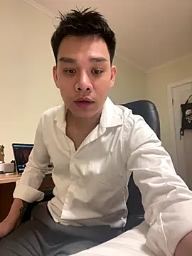 latava online show from October 9, 2025, 4:29 pm