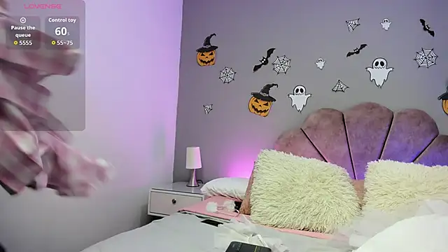 Snapshot of Lalitaswwet chatting on October 29, 2025, 12:26 pm Lalitaswwet online show from October 29, 2025, 12:26 pm