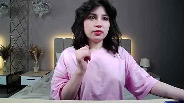 Snapshot of DianaMello chatting on November 11, 2025, 4:07 am DianaMello online show from November 11, 2025, 4:07 am