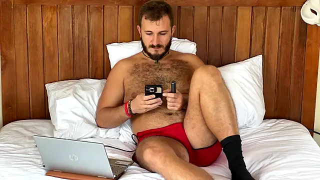 mrmaxiy online show from June 2, 2026, 2:11 am