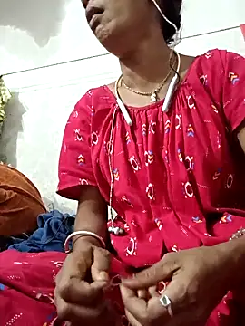 Hotty-romi3 online show from December 5, 2025, 12:59 pm