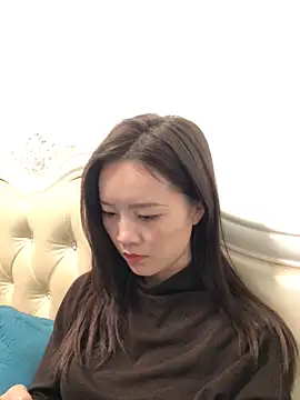 Mile-m online show from December 15, 2025, 10:32 am