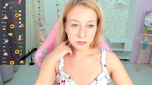 Emma Garcias online show from October 18, 2025, 11:56 am