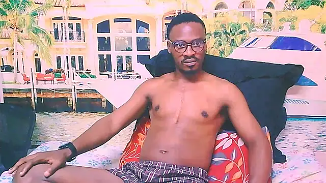 EbonyTiger69 online show from April 19, 2026, 6:21 pm