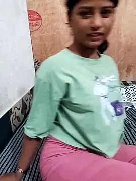 Saniya Doll online show from December 22, 2025, 8:47 am