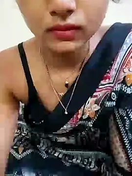 Snapshot of Saniya_Doll chatting on July 15, 2026, 7:32 pm Saniya Doll online show from July 15, 2026, 7:32 pm