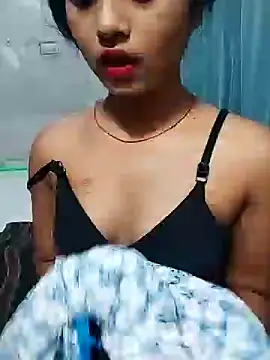 Saniya Doll online show from October 15, 2025, 8:33 am