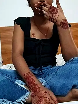 Saniya Doll online show from October 6, 2025, 11:00 am