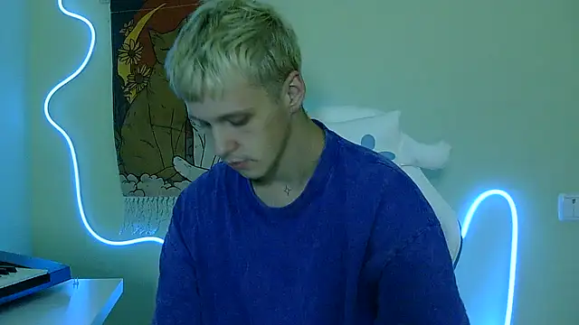  Timmy Boy  online show from October 8, 2025, 9:15 pm