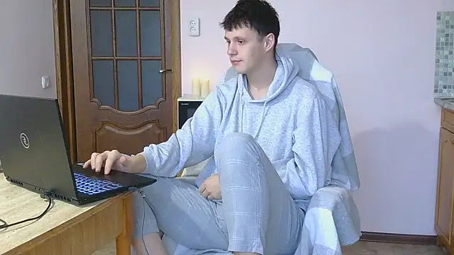  Timmy Boy  online show from November 11, 2025, 7:36 am