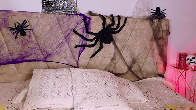 Snapshot of AmyVega_ chatting on October 31, 2025, 1:52 pm AmyVega online show from October 31, 2025, 1:52 pm