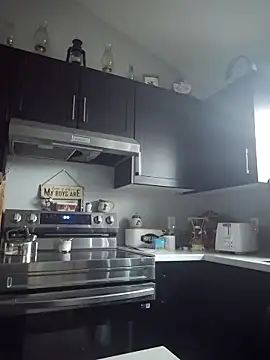 Snapshot of october1992xx chatting on November 27, 2025, 2:17 pm october1992xx online show from November 27, 2025, 2:17 pm