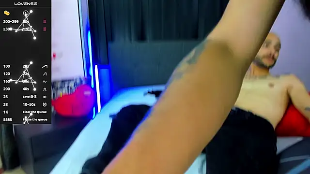 Snapshot of 2_fire chatting on October 8, 2025, 12:12 am 2 fire online show from October 8, 2025, 12:12 am