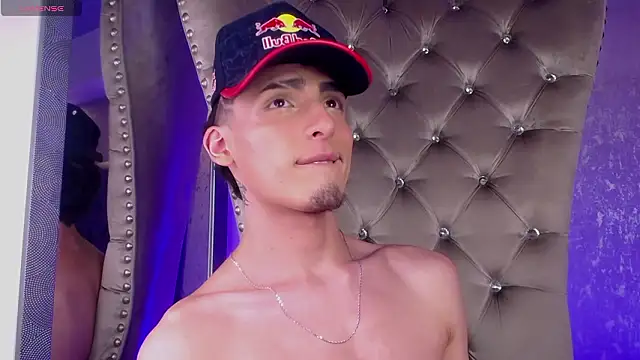 MateoMitchell online show from March 25, 2026, 5:01 pm