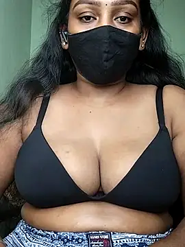 Snapshot of tamil_Monisha chatting on February 1, 2026, 9:40 am tamil Monisha online show from February 1, 2026, 9:40 am