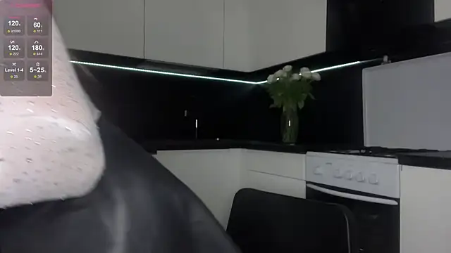 Selene Vellour online show from February 16, 2026, 11:35 pm