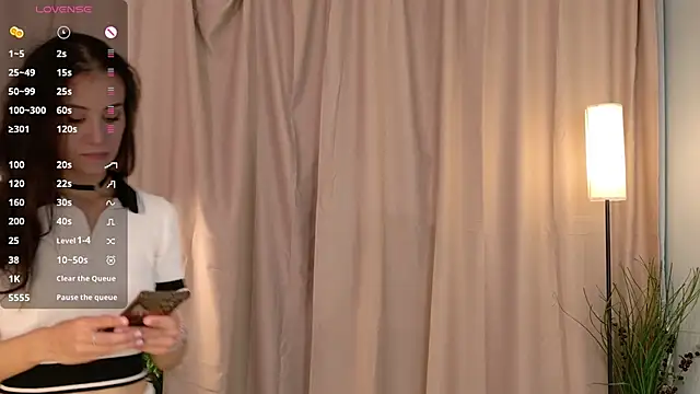 Playful Lia online show from October 9, 2025, 2:17 pm