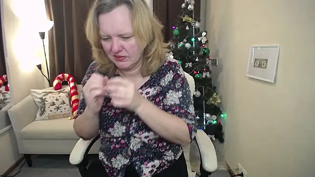 Snapshot of VestaWoody chatting on December 2, 2025, 7:21 am VestaWoody online show from December 2, 2025, 7:21 am