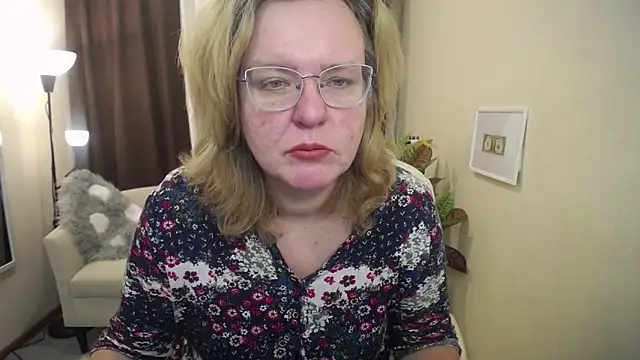 Snapshot of VestaWoody chatting on November 13, 2025, 7:01 am VestaWoody online show from November 13, 2025, 7:01 am