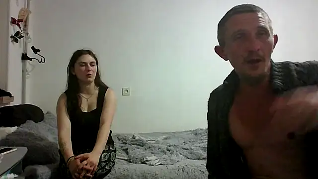 Snapshot of Twolatte1520 chatting on May 8, 2026, 10:35 pm Twolatte1520 online show from May 8, 2026, 10:35 pm