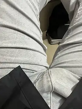 kartik 12098 online show from October 5, 2025, 2:41 pm