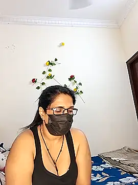 Snapshot of Madhuubaalaa chatting on October 18, 2025, 5:15 pm Madhuubaalaa online show from October 18, 2025, 5:15 pm