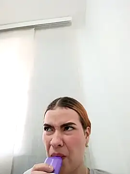 Snapshot of abby_murphy chatting on December 1, 2025, 9:59 pm abby murphy online show from December 1, 2025, 9:59 pm