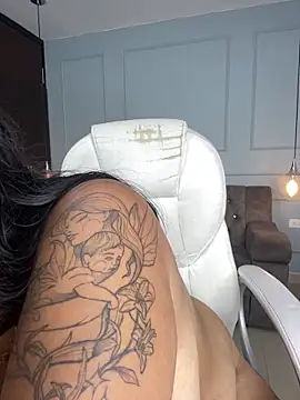 Rose monroee online show from February 13, 2026, 8:20 pm