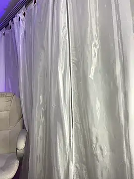 Snapshot of Rose_monroee chatting on April 18, 2026, 7:51 pm Rose monroee online show from April 18, 2026, 7:51 pm