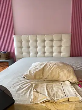 CharlotteMilf  online show from November 28, 2025, 1:11 pm