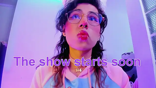 Sweet-SharoKitty online show from November 10, 2025, 6:46 pm