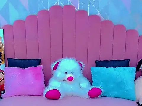 Snapshot of miss_dania75 chatting on November 29, 2025, 4:56 am miss dania75 online show from November 29, 2025, 4:56 am