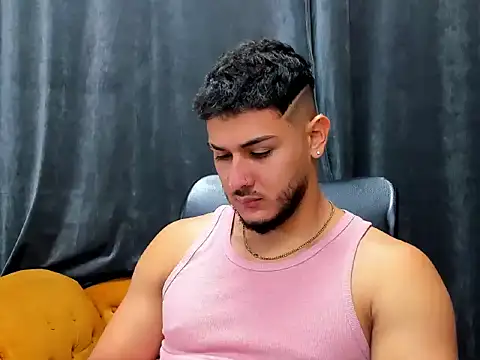 jasonshaw25 online show from December 17, 2025, 5:18 pm