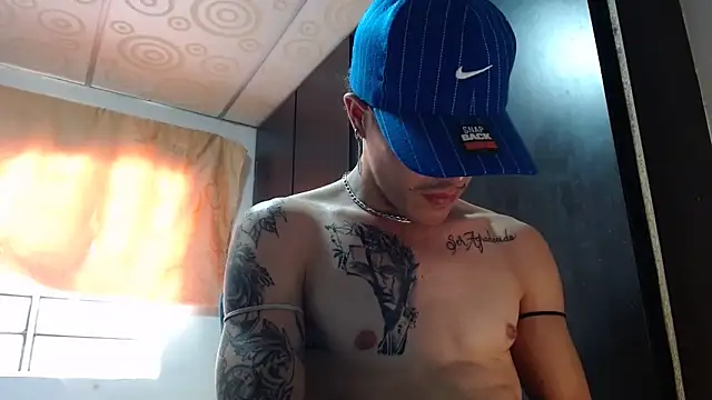 imsammytop online show from April 4, 2026, 1:39 pm