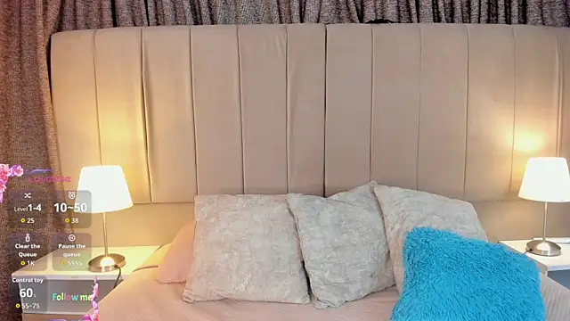 Snapshot of alahia_hank chatting on November 4, 2025, 6:44 pm alahia hank online show from November 4, 2025, 6:44 pm