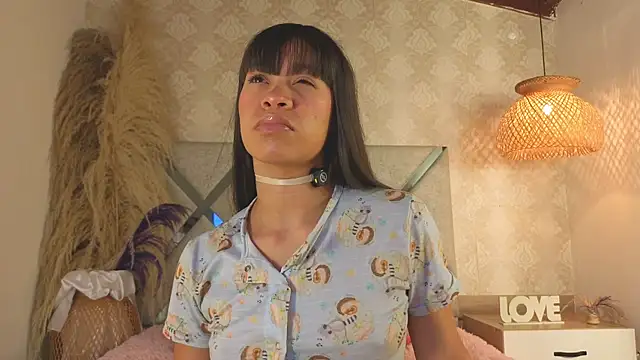 Snapshot of kimhilton_ chatting on November 9, 2025, 3:43 am kimhilton online show from November 9, 2025, 3:43 am