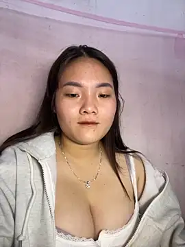 Beautiful-light22 online show from November 19, 2025, 4:07 pm