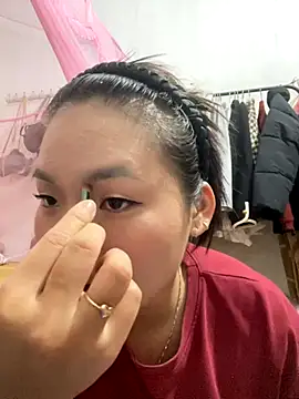 Beautiful-light22 online show from October 30, 2025, 8:12 am