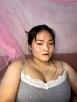 Beautiful-light22 online show from November 30, 2025, 2:40 pm