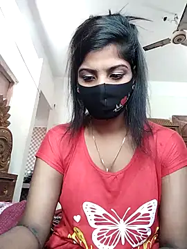 Queen-Any online show from November 10, 2025, 2:27 am