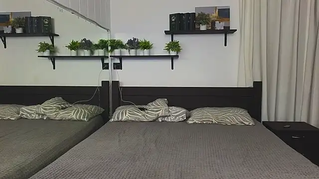 Cute Mike online show from January 13, 2026, 6:01 pm