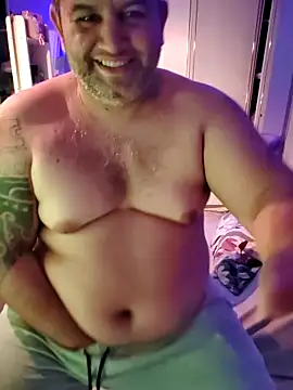 Snapshot of Zsoltzsolti23 chatting on November 25, 2025, 10:26 am Zsoltzsolti23 online show from November 25, 2025, 10:26 am