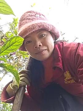 Snapshot of miomio-12 chatting on December 19, 2025, 1:20 am miomio-12 online show from December 19, 2025, 1:20 am